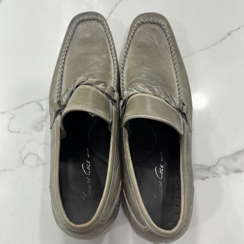 Kenneth Cole A Taste of Victory White Wash Grey Leather. Size 11.5